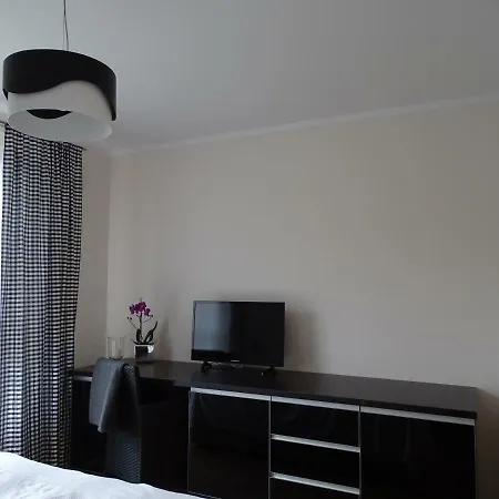 Apartament Bastion Walowa Z Ogrodkiem - Tarasem Apartmán